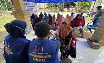 EMT Unismuh Makassar Buka Layanan Pascabanjir Aceh Tamiang