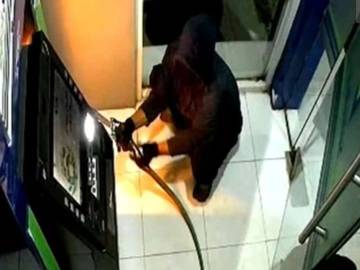 Pembobol ATM Terekam CCTV Ditangkap Resmob Polda Sulsel 