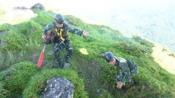 Pasukan Elit TNI-AU Diterjunkan Persiapkan Tahap Awal Evakuasi  ATR