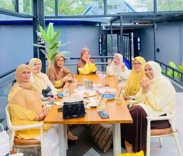 Evolusi Arisan: Dari Ruang Tamu Hingga Kafe Kekinian