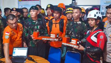 Tim SAR Temukan Black Box Pesawat ATR 42-500 