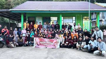 HMPS Pendidikan Sosiologi UNM Gelar Bakti Sosial di Sinjai