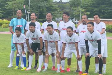 Usai Rakernas, Kaesang Jajal Lapangan Stadion Syekh Yusuf