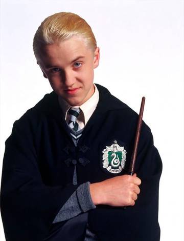 Draco Malfoy Jadi Simbol Hoki Imlek