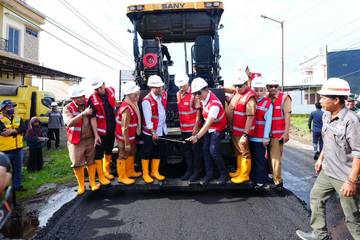 Gubernur Sulsel Groundbreaking Preservasi Jalan Rp274 Miliar di Takalar