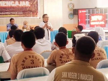 Debat Interaktif Warnai KPU Mengajar di SMKN 3 Makassar