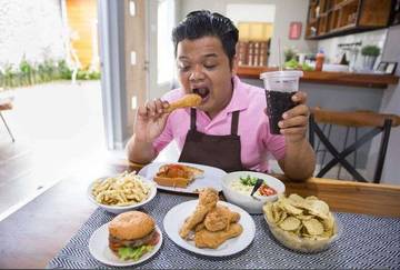Kegemukan Berawal dari Pola Makan yang Salah? 