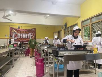 Siswa SMK Antusias Ikuti Clash of Cui Mie 