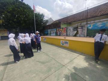 BRI Regional Office Malang Salurkan CSR di SMPN 16
