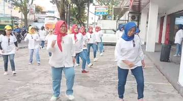 Green Groove Ladies Tampil Perdana di Erafone