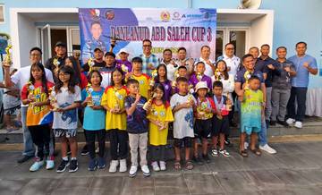 Ratusan Atlet Bersaing di Kejuaraan Renang Danlanud Cup 2025