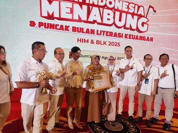 OJK Malang Raih Prestasi di Bulan Literasi Keuangan