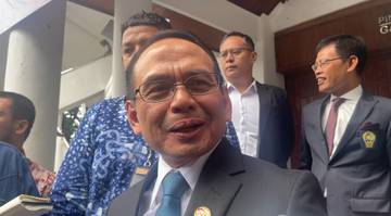 OJK Siapkan Roadmap Pengembangan Lembaga Keuangan Berbasis Emas