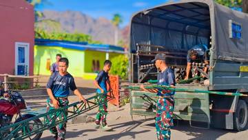 Bantu Warga Berduka di Perbatasan dengan Tenda Gratis