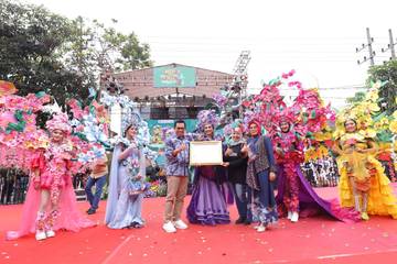 Batu Art Flower Carnival 2025 Digelar Meriah