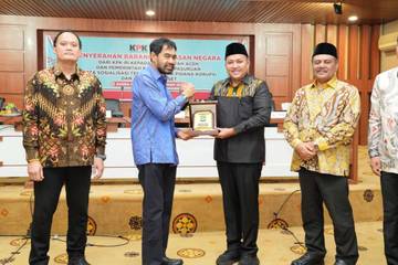 KPK Serahkan Aset Rampasan Negara untuk Kabupaten Pasuruan 