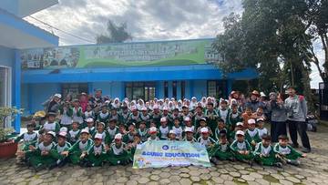 Siswa SDI Al Ma’arif 01 Singosari Belajar Ternak