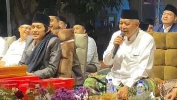 Gus Iqdam Magnet Ribuan Jemaah di Tajinan