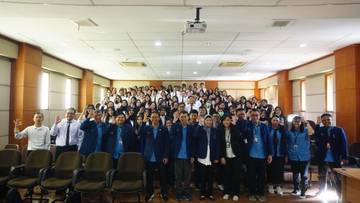 Puluhan Mahasiswa Menempuh Pendidikan Profesi Apoteker Ma Chung