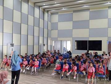 Mengenal Kembali "Suara" Radio di RRI