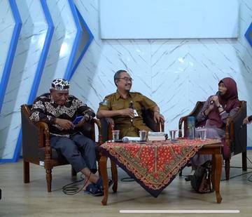 Buku Ajarkan Aku Cinta Sajikan Kisah Pengasuhan Nyata