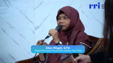 Pegiat Parenting di Balik Buku Ajarkan Aku Cinta