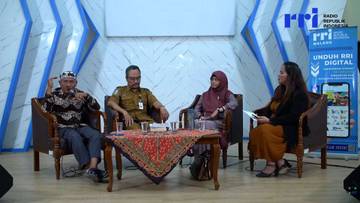 Kelebihan dan Kekurangan Buku Ajarkan Aku Cinta