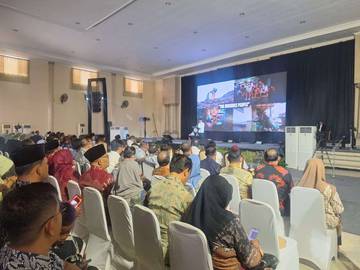 Kunjungi Pasuruan, Mensos Gus Ipul Sosialisasi DTSEN