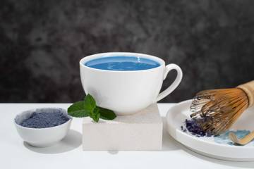 Blue Matcha, Minuman Sehat Kaya Manfaat