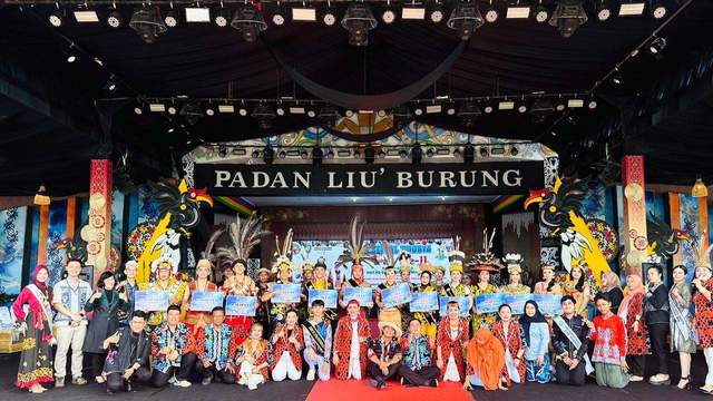 Selamat, Ingky-Verly Sandang Gelar Putra-Putri Intimung 2025