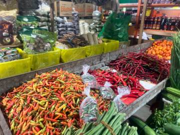 Harga Cabai Turun, Pedagang Sebut Stok Mulai Normal