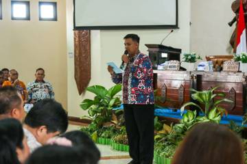Pentingnya Menjadi Moderator yang Baik dan Benar