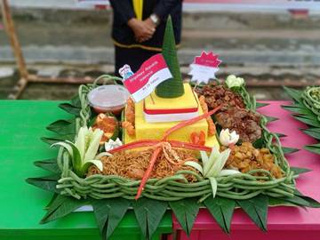 Wah, Ini Kuliner Nasi Tumpeng Khas Indonesia