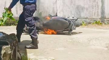 Motor Terbakar Saat Selamatan Haji yang Dihadiri Damkar