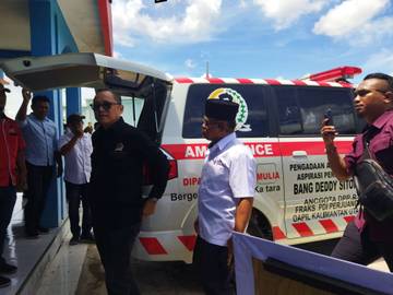 PMI Malinau Terima Satu Unit Ambulan Sekaligus Pemeriksaan Yankes Gratis