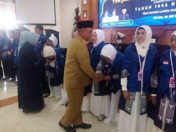 Sebanyak 50 CJH Malinau Dilepas Keberangkatan oleh Wakil Bupati 