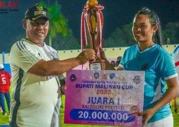 Wabup Apresiasi Pemain Sepak Bola Wanita Pelita FC 