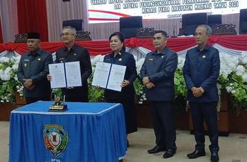 Dewan Malinau Sahkan Raperda Menjadi Perda 2025 