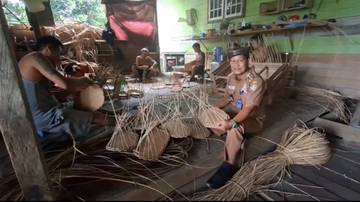 Pesanan Kerajinan Rotan Naik 100 Persen Jelang Irau