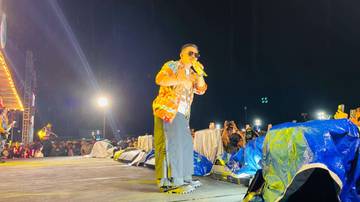 PLB Banjir Penonton, Judika Tampil dengan Batik Malinau