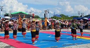 ‎Tari Aro’ Meh, Tarian Pembuka Musim Ladang Dayak Sa'ban
