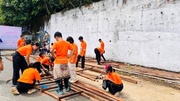 ‎Puluhan Seniman Sampaikan Pesan Antikorupsi Lewat Mural