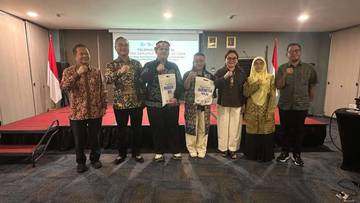 Bupati Lepas Peserta Program Desa Sarjana ke Cina