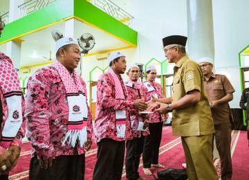 ‎Program Apresiasi, Pemkab Malinau Umrohkan Belasan Jamaah