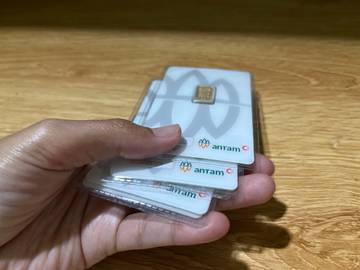 Harga Emas Antam Kembali Menguat Rp7.000 per Gram