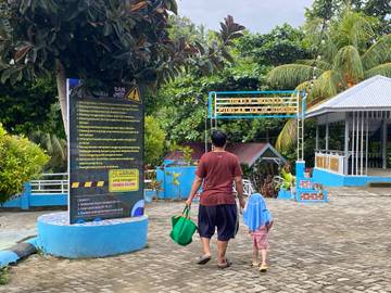 Libur Lebaran, Permandian Puncak Raja Bunga Dipadati Pengunjung