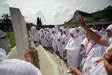 Kemenag Mamuju Tekankan Kekompakan dan Kedisiplinan CJH Mengikuti Manasik