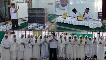 Kepala Kemenag Polman Berikan Materi Bimbingan Manasik di Tiga Kecamatan
