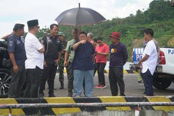 Wagub Sulbar Salim S. Mengga, Tinjau Pelabuhan Tanasa,