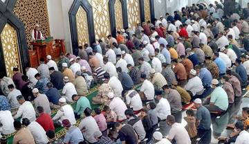 Sholat Jumat Wajib, Tiga Kali Berturut-Turut Meninggalkan Itu Dosa Besar